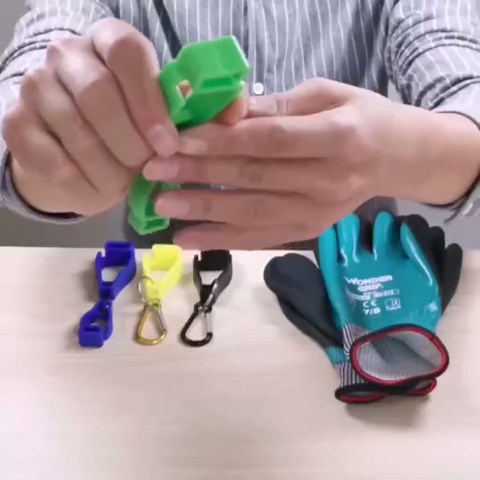 JUOPZKENN Gloves Clip Plastic Anti Slip Hands Multifunctional Portable Reusable Glove Clip Holder(Green)