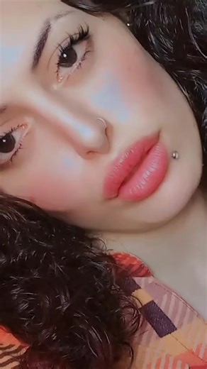 ‏لا ما يشبهوني 🤫 أوقاتكم عسل 🔥🧡