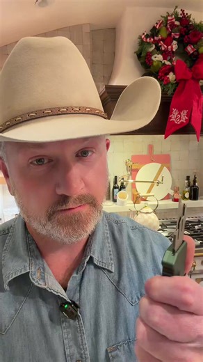 Retractable Box Cutter/knife!! #gadget #lifehack #essentials #fyp #foryoupage