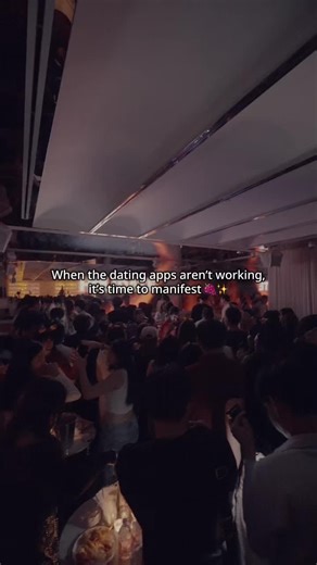 Manifest Love with 12 Grapes at Tictactoe Bangkok