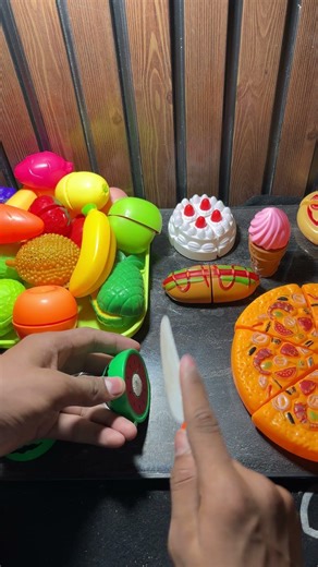 Water Melon 🍉 Voice Cutting ASMR #asmr #fidgettoys #lifeisbutadream #fruitchopping