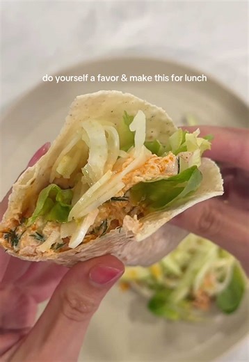 this spicy tuna & apple fennel slaw was insane. recipe below makes 4 of these wraps: tuna: combine 2 cans of fishwife albacore tuna in spicy oil (one drained, one with oil left) with 5oz 0% Greek yogurt, tablespoon of Dijon mustard, lots of fresh dill, and salt to taste slaw: combine juice of 1 lemon, 1 tbs honey, 1.5 tbs Dijon mustard, and salt to taste. then add in your thinly slice 1 green apple and 1 fennel bulb and let sit for at least 10 mins. I used the siege chickpea tortilla wraps for t