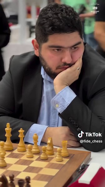 You may be World No. 23 with a rating of 2723, well-prepared for your game, and even have drawn against Magnus Carlsen in Round 6 of the #ChessOlympiad, but you still need a few moments to focus and collect yourself before facing the 2024 Challenger, Gukesh D. #chess #gukesh #maghsoodloo