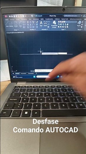 AUTOCAD líneas paralelas con comando desfase. Fácil y rápido.....