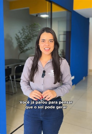 Você sabe como a energia solar realmente funciona? ☀️ Neste vídeo eu te explico, de forma simples e prática, o caminho que a luz do sol faz até virar energia elétrica na sua casa! ⚡️ Uma forma limpa, renovável e inteligente de produzir sua própria energia e reduzir custos na conta de luz! E você, quer saber quanto pode economizar na conta de luz? 📲 Entre em contato conosco! #energiasolar #economia #contadeluz #fy #fyp