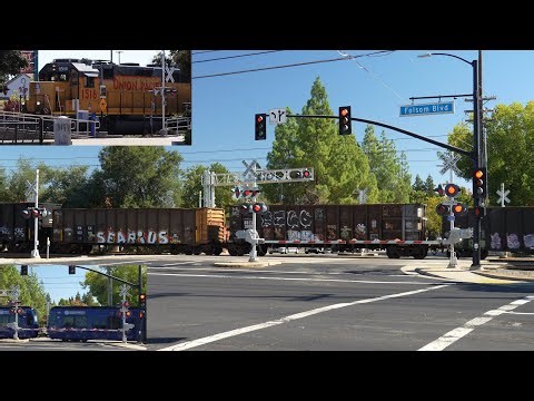 UP 1516 K5HL Horn On "New" Florin Flyer, SacRT | Olson Dr. Railroad Crossing, Rancho Cordova CA