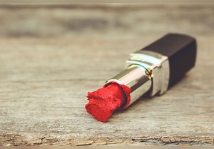 Où jeter ses cosmétiques ? Cette astuce permet de recycler facilement tous ses produits de beauté et d’hygiène (ou presque)