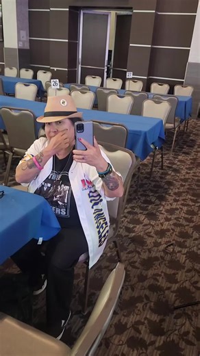 juliusorosco8 (@julius.orosco)’s videos with La-La Means I Love You - The Delfonics