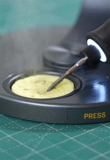 T1 Max from Fanttik. 1 hour runtime on the highest heat. Can be used while charging. Up to 450C / 840F. Takes any C210 tip type. #soldering #woodburning #diy #fanttik #fanttiktools
