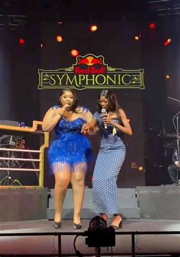 Kelvin Momo, Tracy and Thatohatsi performing “Vulani” at the Redbull Symphonic Orchestra. | Piano Connect