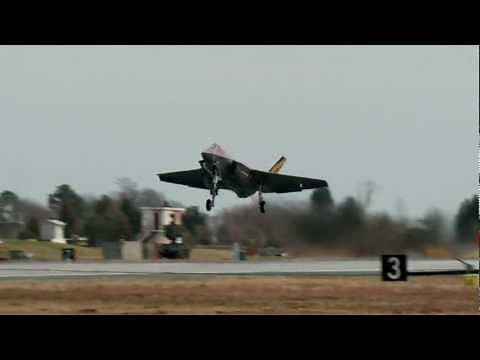 F-35C High Speed Fly-by