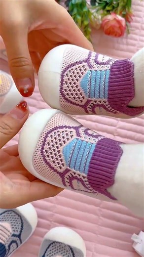 Cute Baby Wearing Funny Animal Socks 🐻🧦 | So Adorable!#shorts #trending