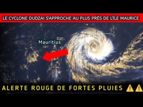 AVERTISSEMENT DE FORTES PLUIES POUR L'ÎLE MAURICE | LE CYCLONE DUDZAI SE RAPPROCHE DE L'ÎLE MAURICE