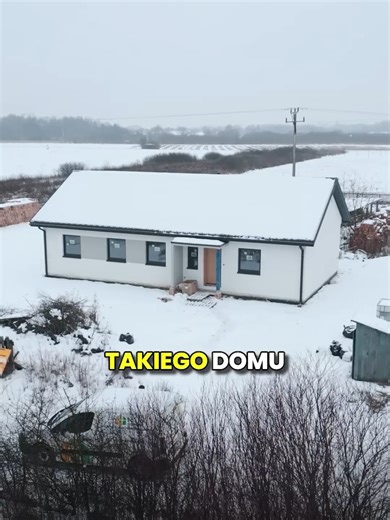 Wybuduj swój wymarzony dom szybko, łatwo i bez stresu🏡 Oferujemy ☑️projekt ☑️produkcję ☑️montaż na działce Już teraz wejdź na solidmodular.com i pobierz nasz katalog oraz cennik aby dowiedzieć się więcej. 🏡Dom prezentowany na filmie: https://solidmodular.com/solid-modular-105 #dom #dommodułowy #domszkieletowy #budowa #solidmodular