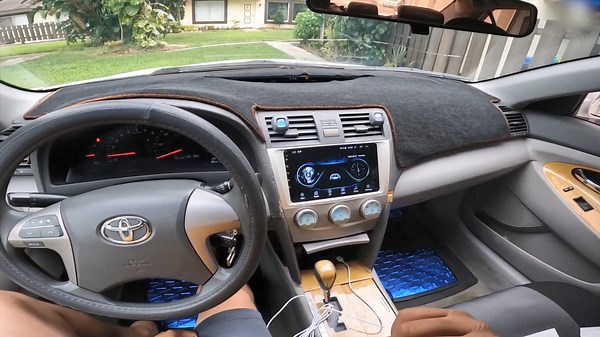 Watch Installation for WOWiViD Radio for Toyota Camry 2006-2011 on Amazon Live