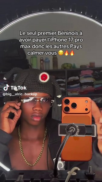 iPhone 17 Pro Max : Le Béninois qui l'a acheté !