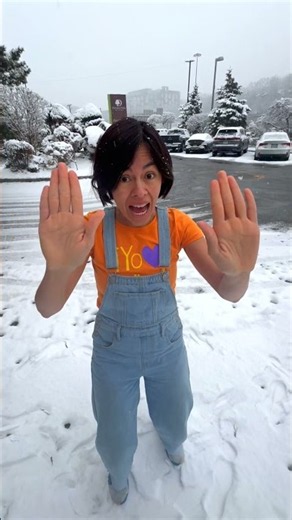 Christina WAIT! Are you ready for the snow? 🧐⛄#123andres #kidssongs