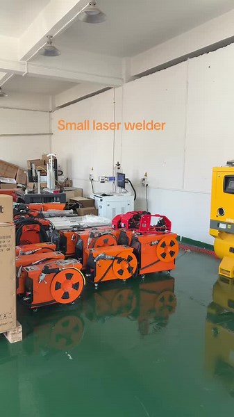 Premium laser welding machines designed for flawless performance, clean welds, and unmatched efficiency. Power your business with the best.#welders