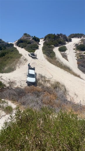 258K views · 11K reactions |  Recovering a Ford on the V8 hill… almost turned into a disaster!  One wrong move and it would’ve been a full-blown Ford vs Gravity showdown. #JWDCarRepairs #RecoveryMission #4x4Life #V8Hill | JWD Car Repairs | Facebook