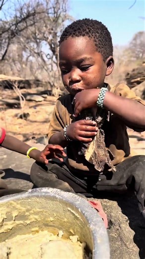 The daily life and diet of the Hazarbi tribe
