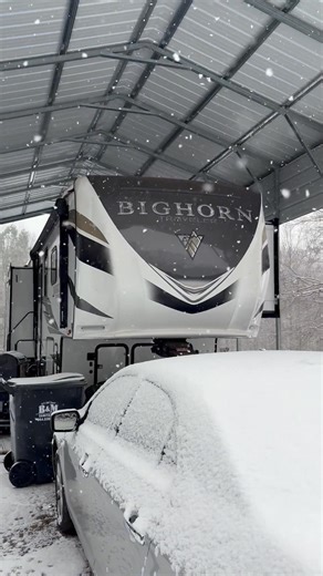 Marietta, South Carolina, is getting covered in snow this morning. Credit: Kirk lane | WMBF News