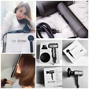 IONIC AIR is the latest innovation of hair dryer. With the technology of Negative Ion (anion), IONIC AIR would reduce static electricity in your hair while you dry or style your hair , ensuring your hair to have a smoother and tangle free texture. • Ionic Air imported from Korea. • Weights only 483g (which is a very light weighted hair dryer that makes drying and styling much achievable) • Adjustable wind speed and heat level which cater to your needs perfectly • Ionic Air Hair Dryer produces mi