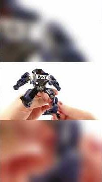 The Decepticon Dirty Cop: TLK Barricade Studio Series Review