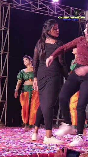 vanneladi tikkuladi folk song dance video #trending #vibrantdance #shortvideo #folksong #indiandance