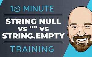 C# 中正确的字符串初始化