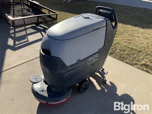 Advance Adfinity 20R Ecoflex Self-Propelled Floor Scrubber | Agriculture
