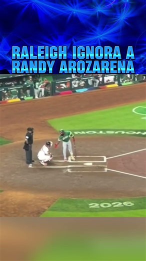 Randy Arozarena is denied a handshake again 😕⚾️ #mlb #baseball #shorts