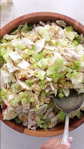 Ramen Noodle Chicken Salad Recipe from SixSistersStuff.com #recipe #easyrecipe #food