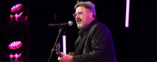 The Ray Price Tribute Song That Vince Gill Was “Most Skeptical” About Recording