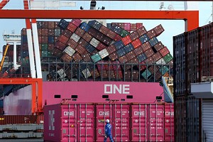 Cargo Overboard, Intense Rolling: The Risks Of Fully Loaded Mega-Container Ships