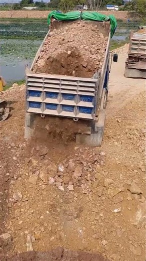 Building Road #Unloading Stone Land 4073#shorts