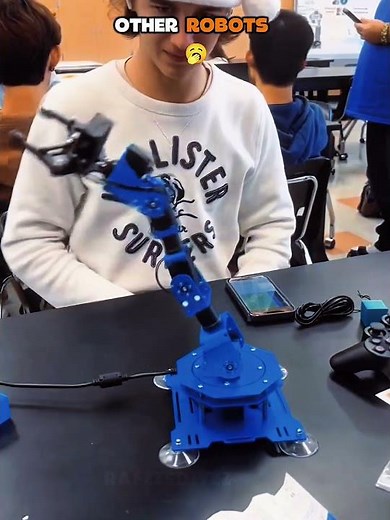 other robots vs last one💀