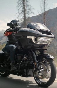 390K views · 312 reactions | 進化する鼓動。​ 伝統と革新が融合する2025年モデル Road Glideで究極のライディングを体験してください。詳細はお近くの正規ディーラーへ ➡️ https://bit.ly/41tsTum​ #HarleyDavidson #RoadGlide #HarleyDavidsonJapan #Motorcycle #ロードグライド #ハーレーダビッドソン | Harley-Davidson Japan / ハーレーダビッドソン ジャパン | Facebook