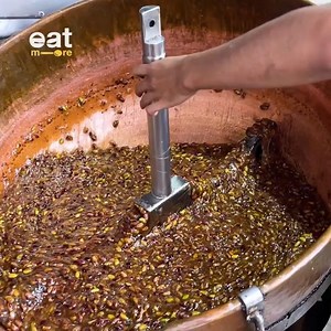 3.2M views · 8.1K reactions | How to make Turkish Delight殺殺 #eatmore, #turkishdelight, #desserts @Safranevi Lokumları | Eat More | Facebook