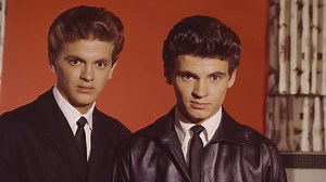 The Everly Brothers, arguably the greatest harmony duo in history, and a band at the forefront of the rock 'n roll revolution. They would go to influence such groups as The Beatles and The Rolling Stones, The Beach Boys and Simon & Garfunkel to name but a few. Watch the story of Phil and Don Everly, THE EVERLY BROTHERS: HARMONIES FROM HEAVEN today (8/19) at 5:30 PM on #WKNOChannel10, or stream anytime with WKNO Passport: https://www.pbs.org/video/the-everly-brothers-harmonies-from-heaven-B949V9/