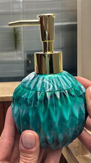 9.6K views · 9.3K reactions | this color combo though . . . . . #epoxy #epoxyresin #resinart #resin #handmade #epoxyart #resinartist #resinartwork #art #satisfyingvideo #epoxyresinart #fluidart#epoxyresin #epoxypouring #design #interiordesign #epoxidharz #satisfying #beautiful #decoration #instagram #reels #handmade #resincraft #resincrafts #homedecor | SK Art House | Facebook