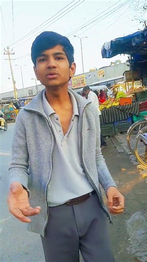 “🍎 1 Hour Fruit Challenge Kitna Kama Sakte Ho?”