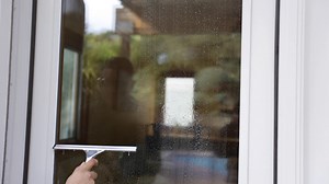 Watch Ettore 30116 Squeegee-Off Window Cleaning Soap, 16-ounces on Amazon Live