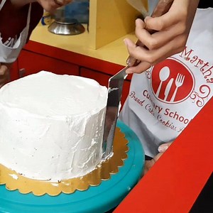 #KursusKue Free Macaron Class (S&K Berlaku) CIPTAKAN PELUANG USAHA KULINER . PROMO : BAYAR 1 PRAKTEK BERDUA. *Murid Praktek Langsung Hingga Berhasil* (Bisa Cicilan 24 x dgn kartu kredit) Please Call/ WA 085261118008 _____________________________________ Jl.Teuku Umar BLK 80 MEDAN #mamamarthaculinaryschool @mamamarthaculinaryschool ✔CERTIFIED 💯 ✔Hands on method (PRAKTEK LANGSUNG) ✔Ingredients prepared ✔Hasil baking dibawa pulang oleh murid . #medan #medanbakingclass #bakingcourse #baking #baking