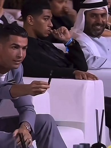 Fans Meet Ronaldo & Show Respect | Football Moments