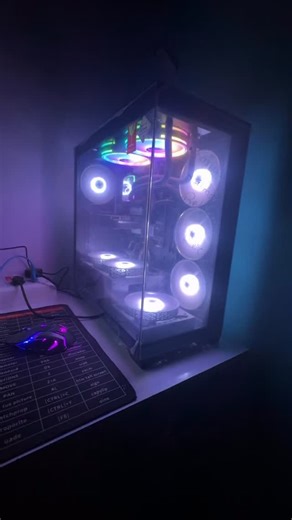 𝓚𝓾𝓶𝓪𝓻 𝓔𝓭𝓲𝓽𝓸𝓻 ……  on Instagram: "Pc set up"