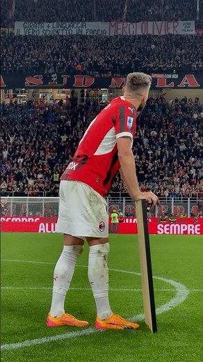 Giroud bids farewell to San Siro | #shorts