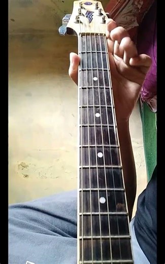 How To Play " price tag " Guitar Melody | Jessie J