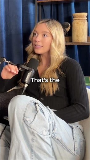 How to slide into her DMs #datingcoachformen #datingadviceformen #datingtipsformen