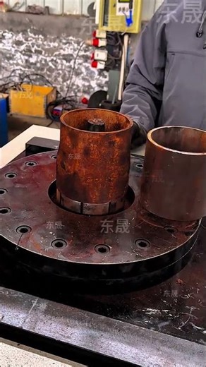 Vertical flaring and socketing of round tubes #Tube Expanderer Dongsheng Manufactured