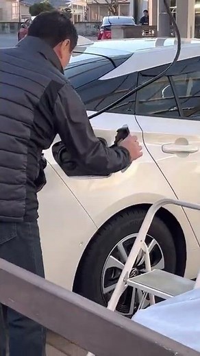 自宅でプリウスＰＨＶに簡単に充電ができる（着けるとき）